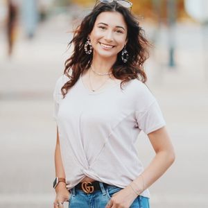 Meet your Posher, Shelby